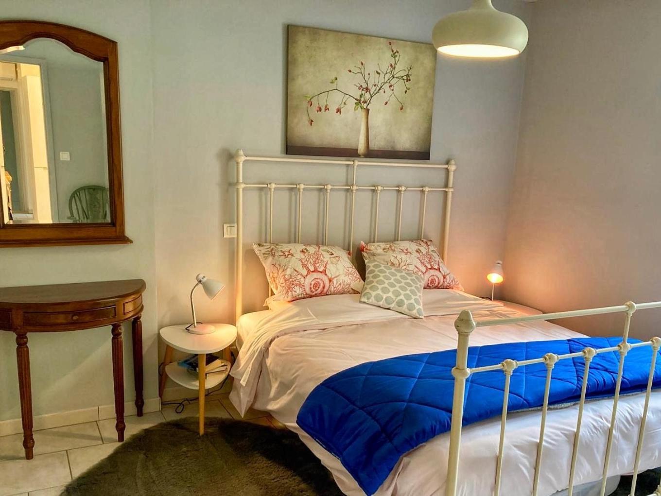 3 Star Surdespine Historic 4 Chateaux Lastours Air Conditioned Екстериор снимка